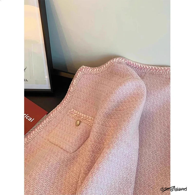 Elegant Tweed Jacket Women Sweet Cropped Pink Coat Winter Korean Single Breasted Blazer Ladies Vintage Short Outerwear 240821 ddmyfriend