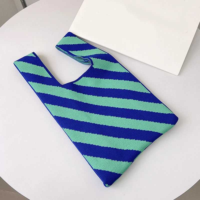 Handmade Knit Casual Color Wide Stripe Tote Shoulder Bag Mini Knot Wristbag Reusable Shopping Bag for Students And Women Z250915