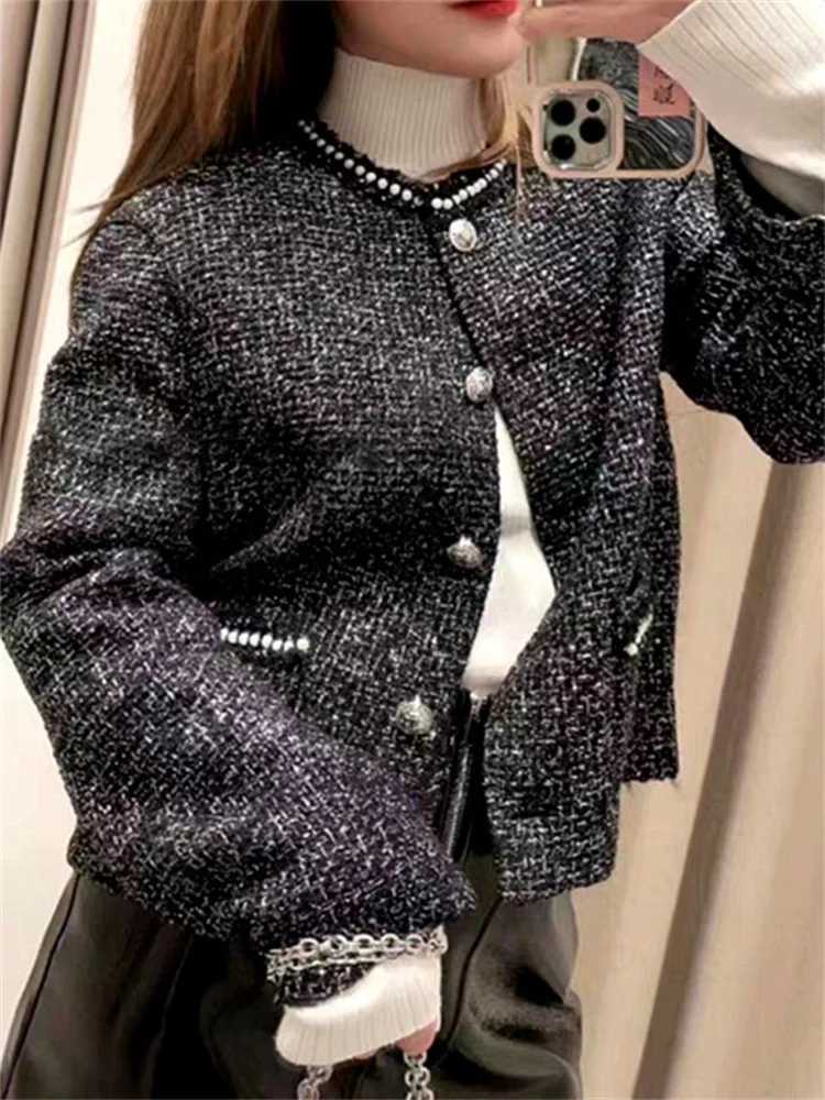 Autumn Winter Women Tweed Short Coat Pearls Decoration ONeck Single Breasted Elegant Female Jacket Top Z250918