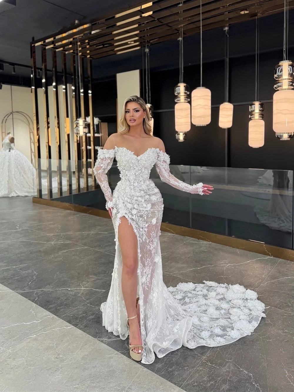 Elegant Appliques Wedding Dresses Lace Pearls Bridal Gowns 3D Flowers See Through Side Split Illusion Mermaid Customized Vestidos De Novia Plus Size