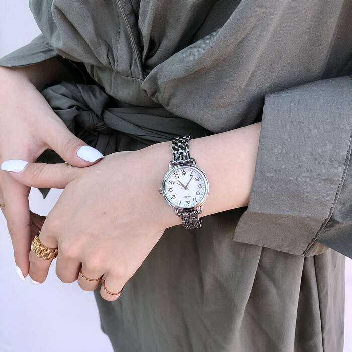 Designer for Female Students Korean Version Simple Trendy Steel Band Bracelet Chain Style Women's Watch Versatile Fashionable 2018 New Model