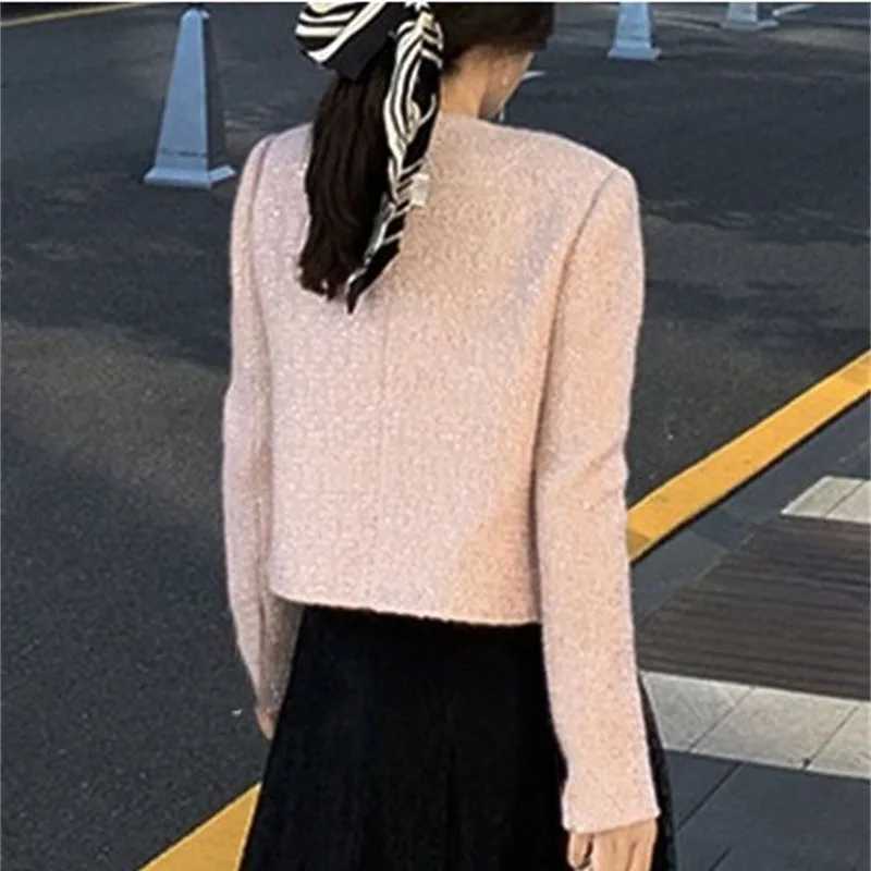 Spring Autumn Female Round Neck Tops Coat Highend Women Leisure Short Rough Flowers Jacket Ladies Fashion Long Sleeves Outwear Z250918