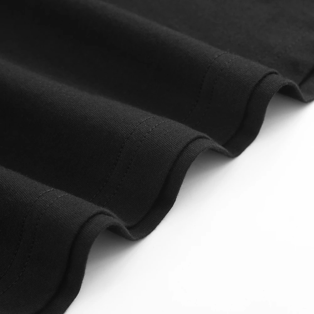 Mens Vintage Y2K Graphic Portrait Tshirt Soft Comfortable Boxy Fit Round Neck Casual Tee Fashion Unisex Tops Loose Clothing 250918