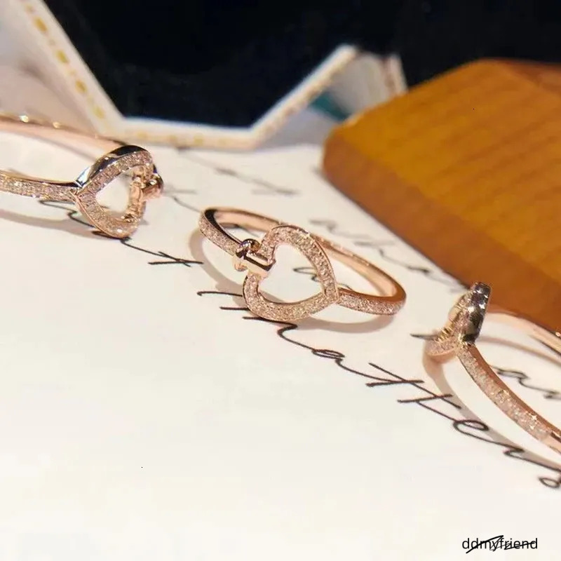 Independent Craftsmanship Inlaid Crystal Heartshaped Ring With Elegant Charm And Exquisite Jewelry For Women 250728 ddmyfriend