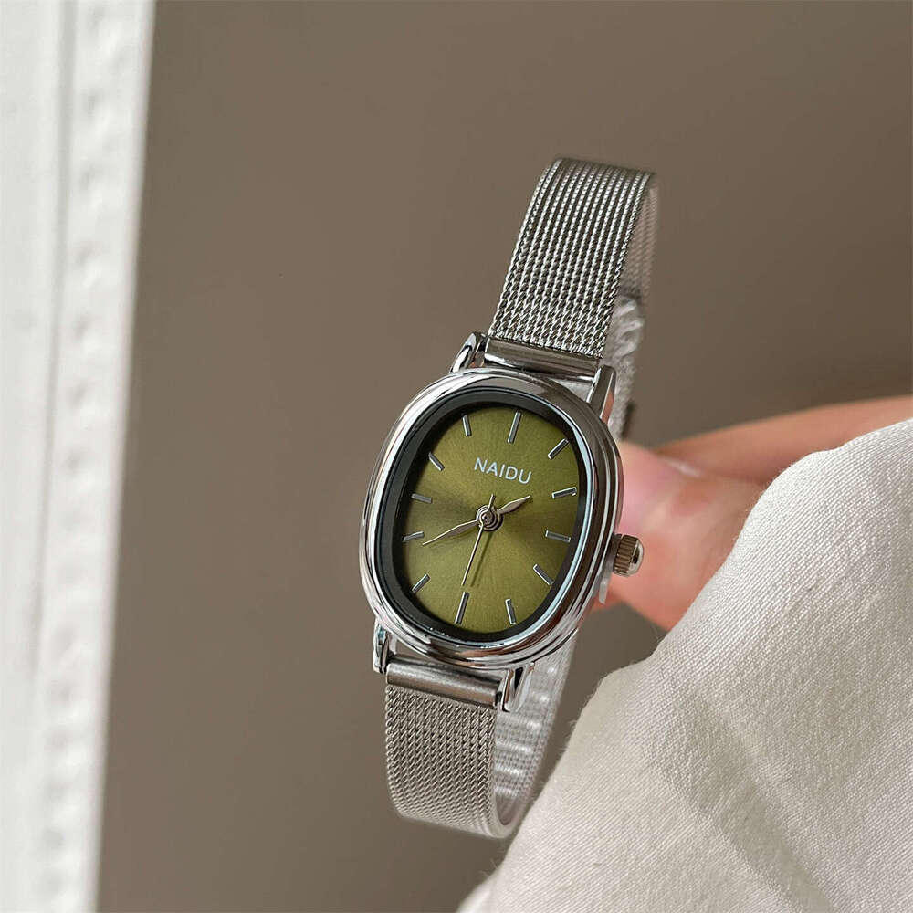 Oval Small Dial Watch for Women, Student Style, Simple Elegant, High-End Feel, Designer Niche Light Luxury, Compact and Exquisite Mesh Strap Wristwatc