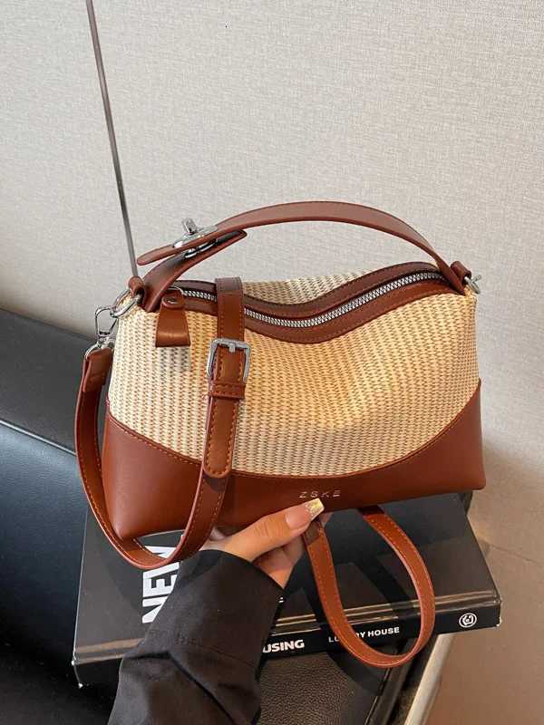 New Straw Woven Pillow Bag Women Fashion Dumpling Bags For Girls Small Handbags and Purse Ladies Hobos Shoulder Crossbody BagsXJ250918