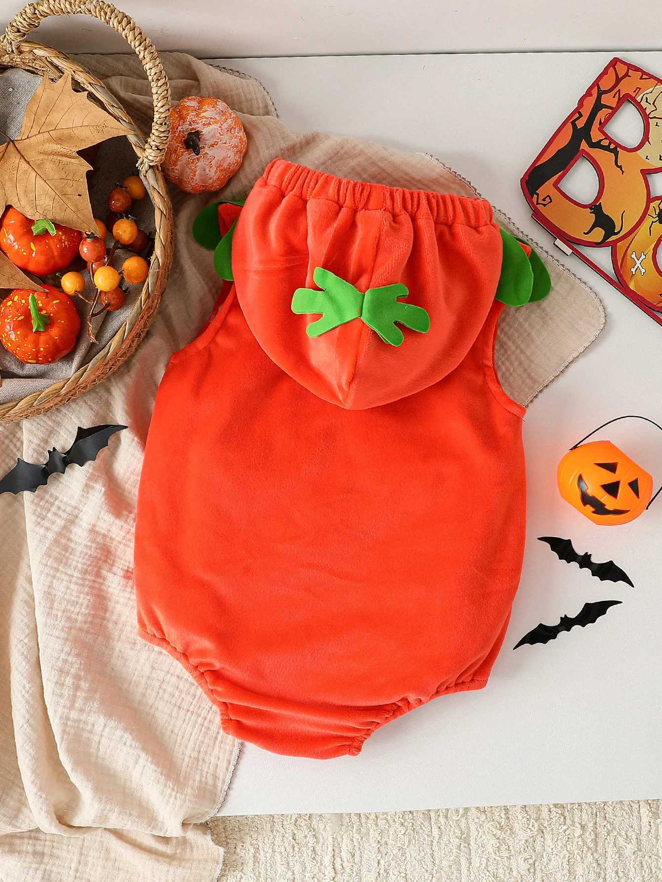 Baby BoysGirls Halloween Hooded Sweatshirt Romper Pumpkin Print Toddler Sleeveless Jumpsuit Newborn Autumn Winter Clothes L250918