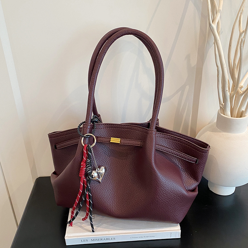 2025 Autumn New Fashionable Leisure Large Capacity Handbag, College Student Crossbody Bag, Daily Commuter, Advanced Elegant Multi functional Women