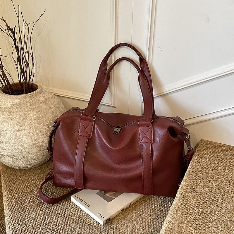 Autumn new fashionable casual large capacity handbag, classic crossbody bag for college students, simple daily commuting, high-end multifunctional wom