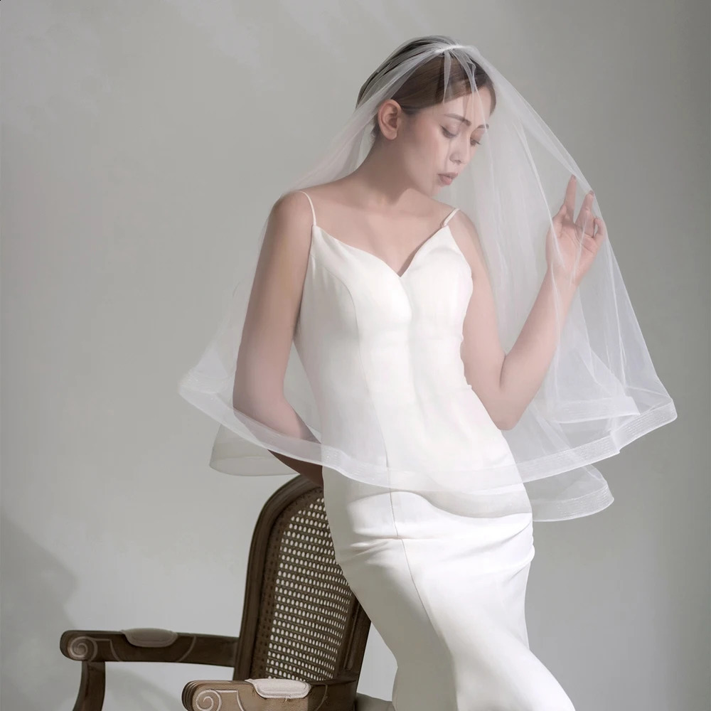 Wedding Bride Headdress Full Of Romantic Church Wedding Style Ladies White TwoLayer Gauze Fingertip Veil 250918