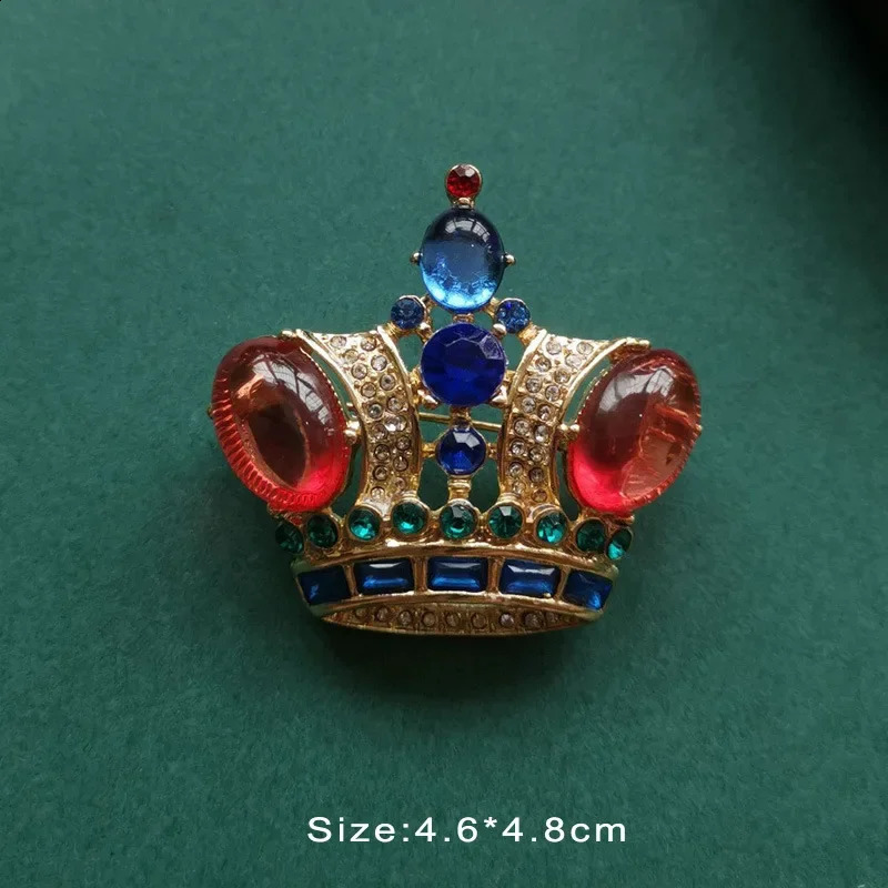Baroque style Pins Vintage Geometry Badges Elegant Sweet Flower Brooch Jewelry Sets for Women Ladies 250919