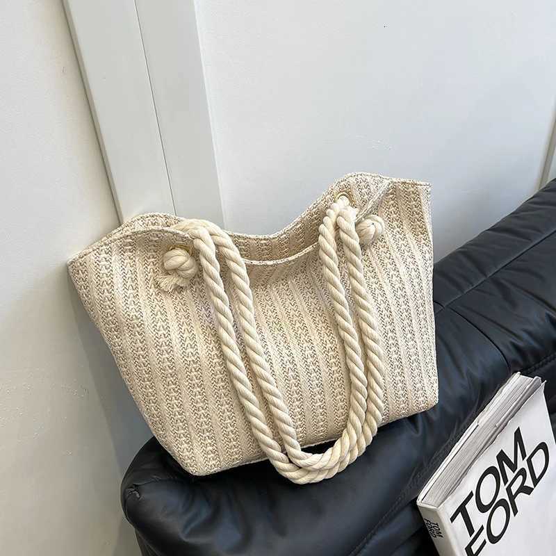 Large Capacity Summer Handbag for Women Handwoven Boho Straw Shoulder Bag with Underarm Strap Ladies Vacation Handbags Z250915