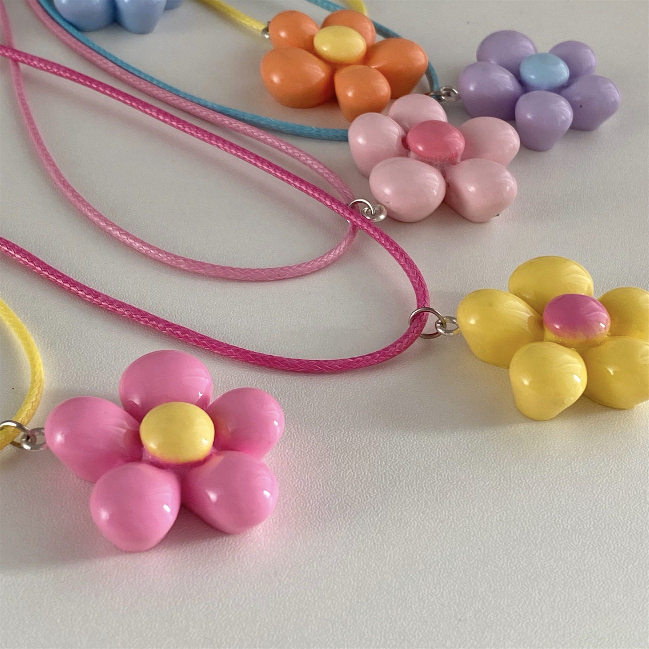 Milk Bubble Color-Block Five-Petal Flower Necklace Cute Sweet Ins aron Version Korean Pastoral Style
