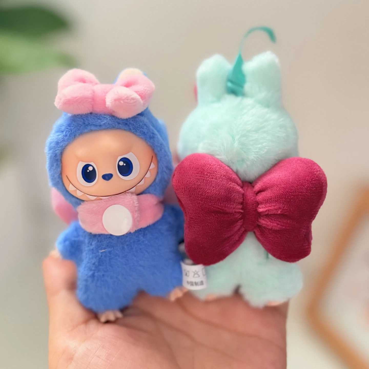 Cute Bow Tie For Labubu V4 Series DIY Replacement Clothes For Labubu 4 The Monsters Pin for Love Series Trendy Doll Accessories C250919