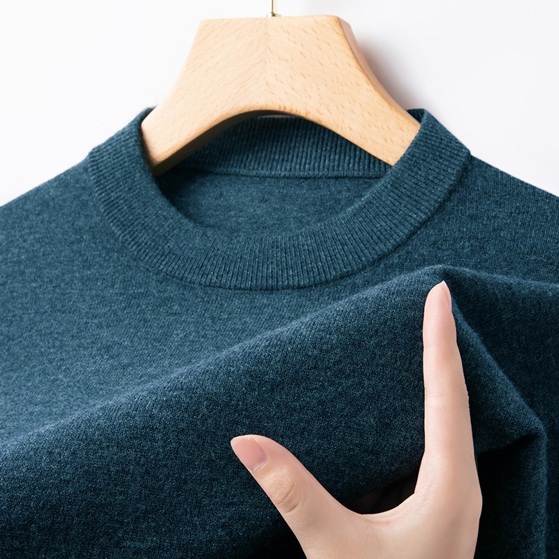 Winter New Arrival Men's Wool Knit Sweater Casual Long-Sleeve Crew Neck Pure Wool Sweater Thickened Warm Base Layer Top for Men
