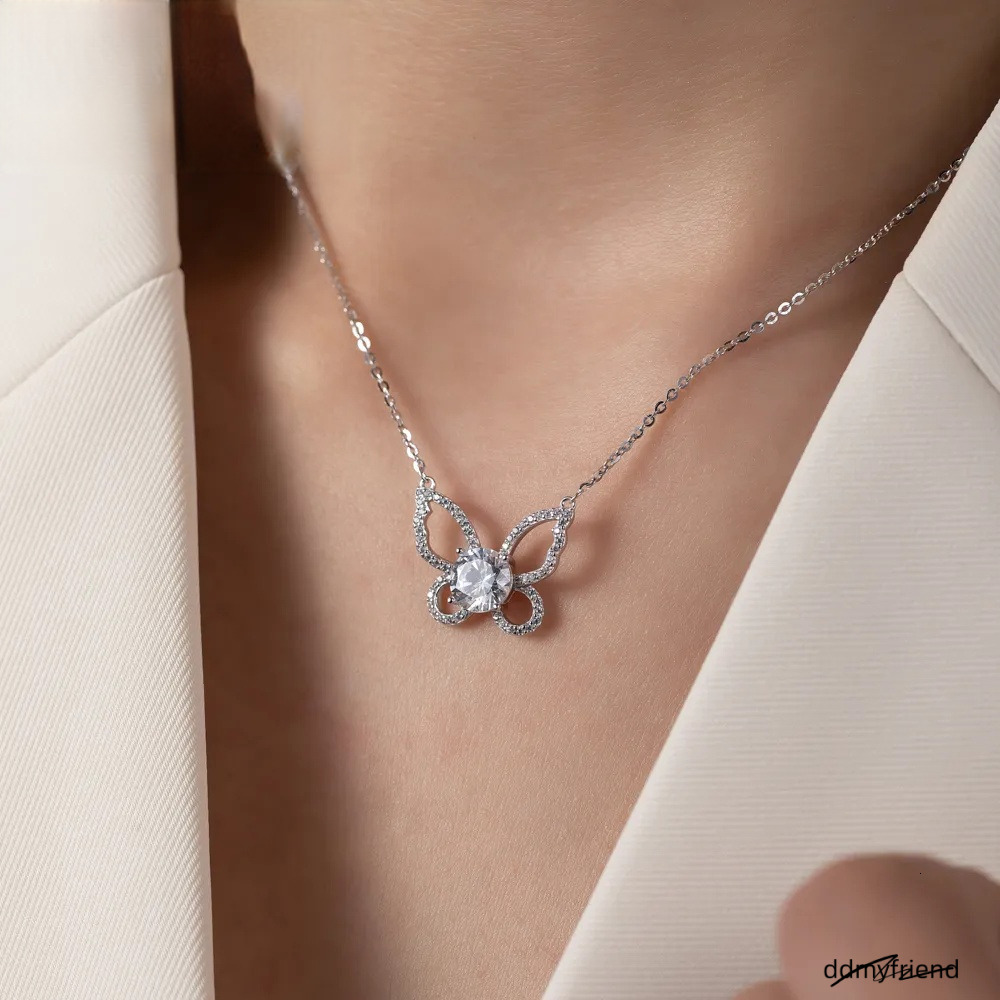 Hot Sales Mama Women's S Sier Charm Butterfly Pattern Necklace Jewelry ddmyfriend
