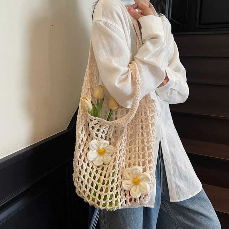 Womens Large Capacity Solid Color Crochet Tote Bag Knitted Hollow Design Fashionable Beach Shopping Bag for Travel And Vacation Z250915