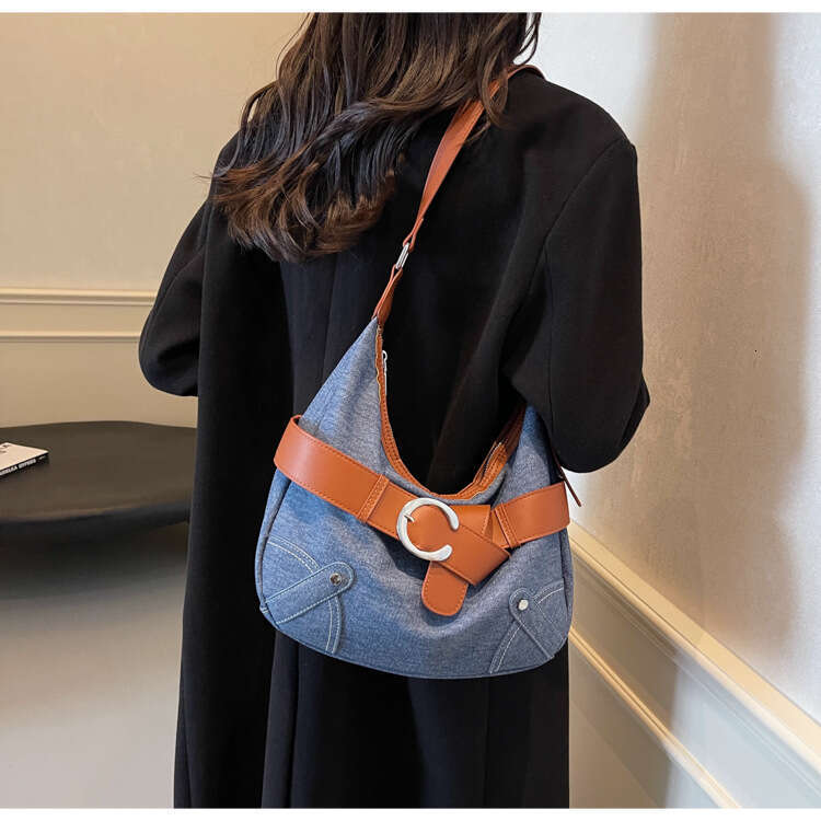 Fashion Casual Underarm for Women Designer Bags 2025 New Korean Style Trendy Large Capacity Dumpling High-Value Single Shoulder Bag
