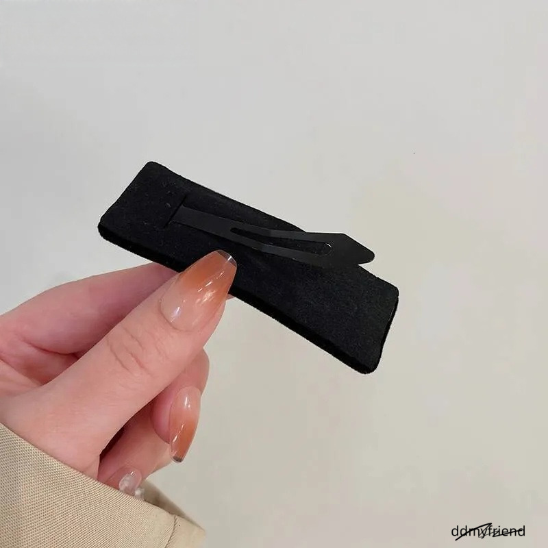 Minimalist Metal Letter For Women, Veet Side Clip, Elegant Internet Celebrity High-End Bangs BB Clip Hair Accessory ddmyfriend ddmyfriend