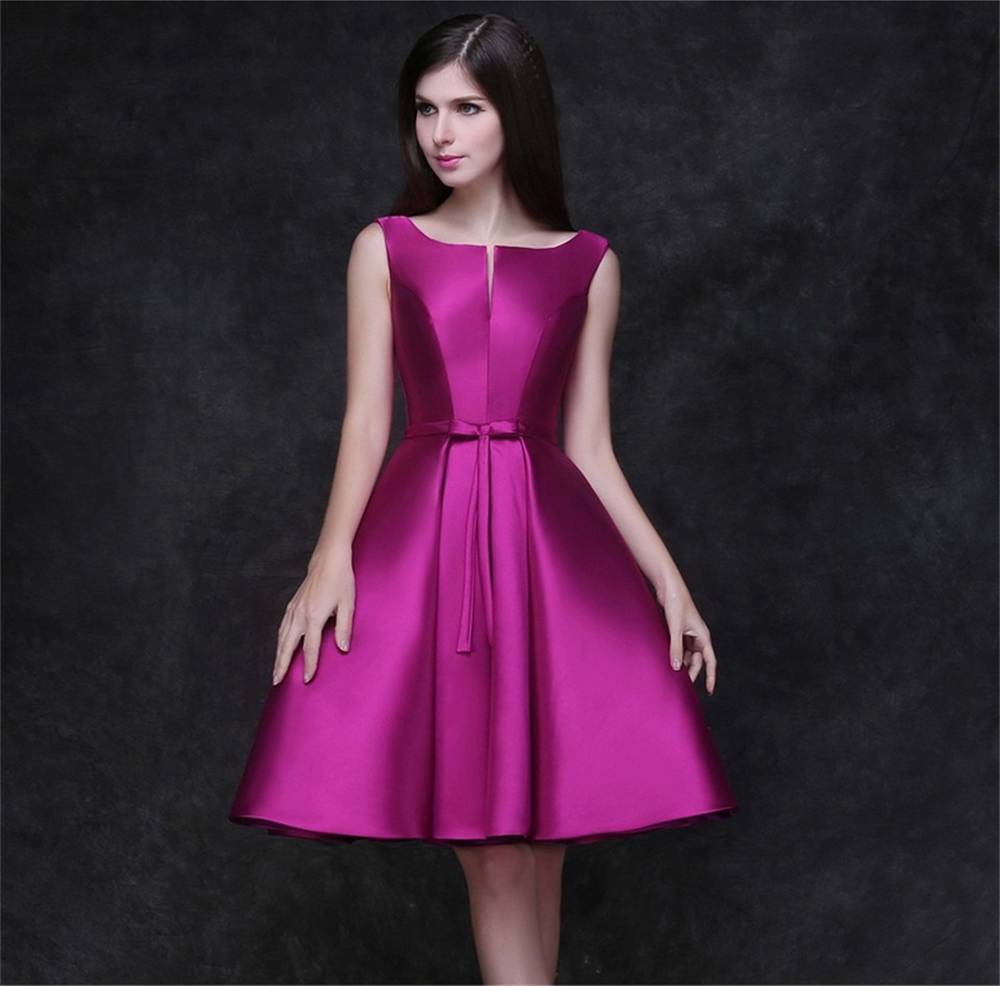 Elegant V-Nrck Stock Short Homecoming Dresses Satin Puffy Princess Lace Up Mini Cocktail Birthday Prom Party Graduation Hoco Dress Customized BQ34