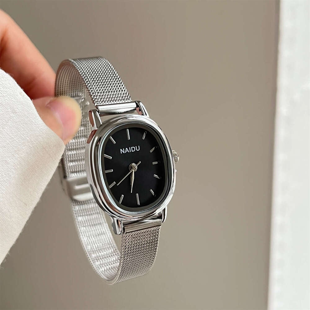 Oval Small Dial Watch for Women, Student Style, Simple Elegant, High-End Feel, Designer Niche Light Luxury, Compact and Exquisite Mesh Strap Wristwatc