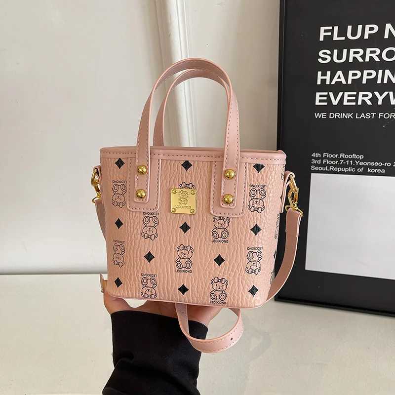2025 new Womens Tote Bags Design Fashion mini Ladies printed bucket bag crossbody bag outdoor walletXJ250918