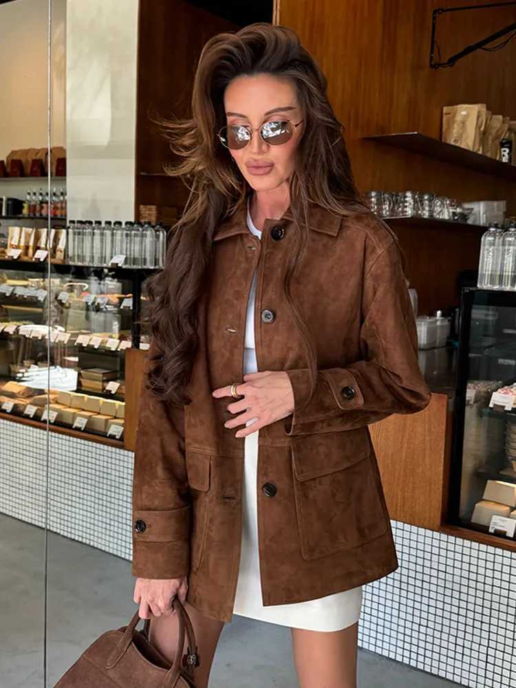 Women Dark Brown Suede Coats Lneck Pocket Single Breasted Pocket Long Sleeves Lady 2025 New Fashion Autumn Highstreet Outerwear Z250918