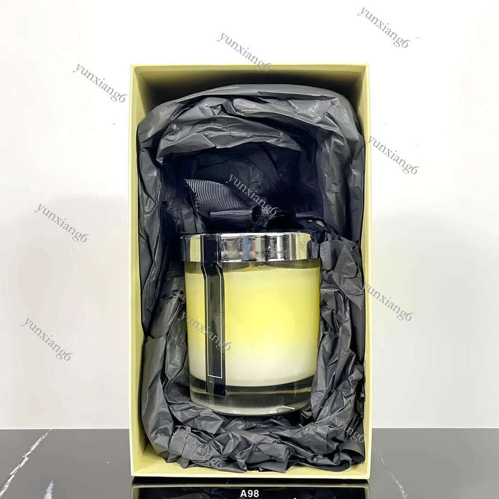 200g Candle Gift Box, High end Indoor Aromatherapy, Enchanting Fragrance, Highest Edition Romantic Night Gift Box, Birthday and Christmas Gift