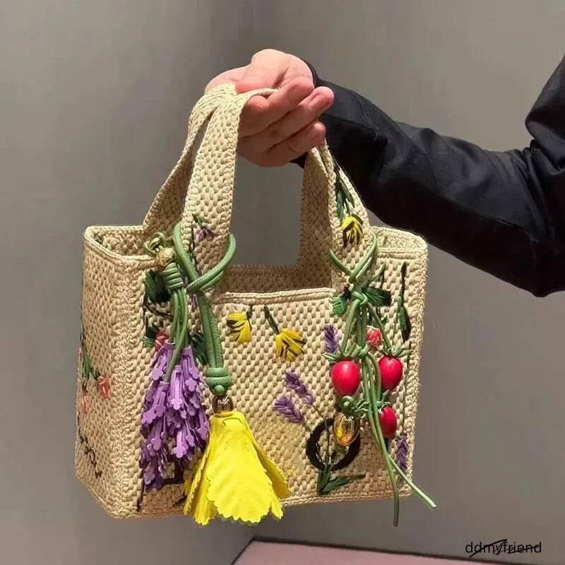 Bag Charms Lavender Tomato Vine Charm In Classic Calfskin S Designer Fashion Style Designer Woman Pendant Suitable Cute Handbag Accessories ddmyfriend