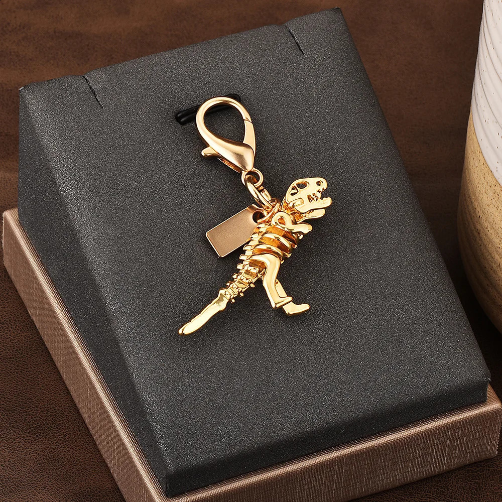 Exquisite Highend Bear Cherry Dog Keychains For Women Y2k Bag Pendant Car Key Chains Jewelry Gift Decoration Accessories 250919