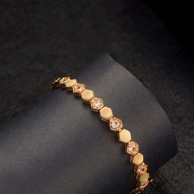Zircon Hollow Hexagonal Beaded Heavy Craft Light Elegant Bracelet Niche Fashion High-end Sense Jewelry