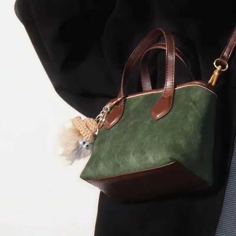 Niche Unique Design Small Square Bag Autumn And Winter New High Quality Crossbody Bag Fashion Personality Womens HandbagXJ250918