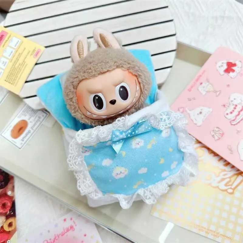 Baby bed 17cm LABUBU bedding threepiece set Crown pine cherry carrot set Labubu bedding furniture for dollhouse C250919
