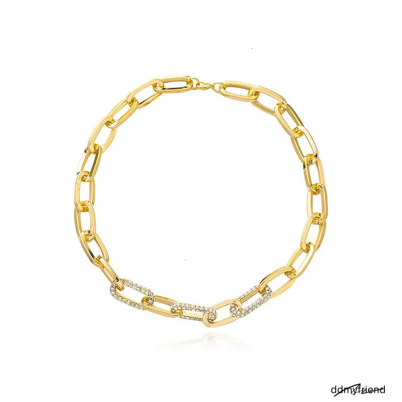 Exaggerated Large Thick Metal Decoration Necklace Womens Fashion Ins Short Clavicle Flash Dia Splicing Sweater Chain 250728 ddmyfriend