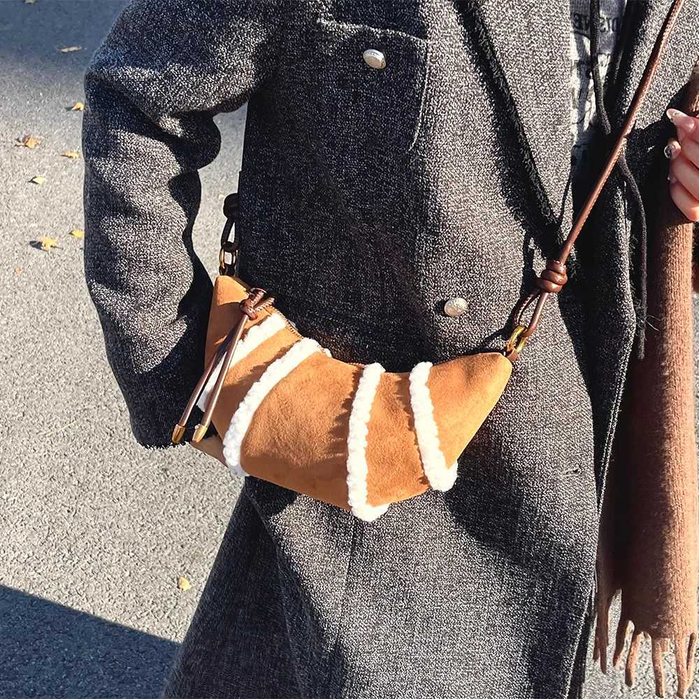 Small and Niche Patchwork Armpit Bag Versatile for Winter Commuting OneShoulder Crossbody Dumpling BagXJ250918