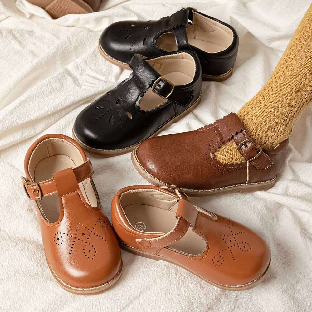 New Children Retro Leather Kids Fashion Design Rubber Soft Anti-Slip Flat Sole Youngsters Teens Casual Walking Shoes