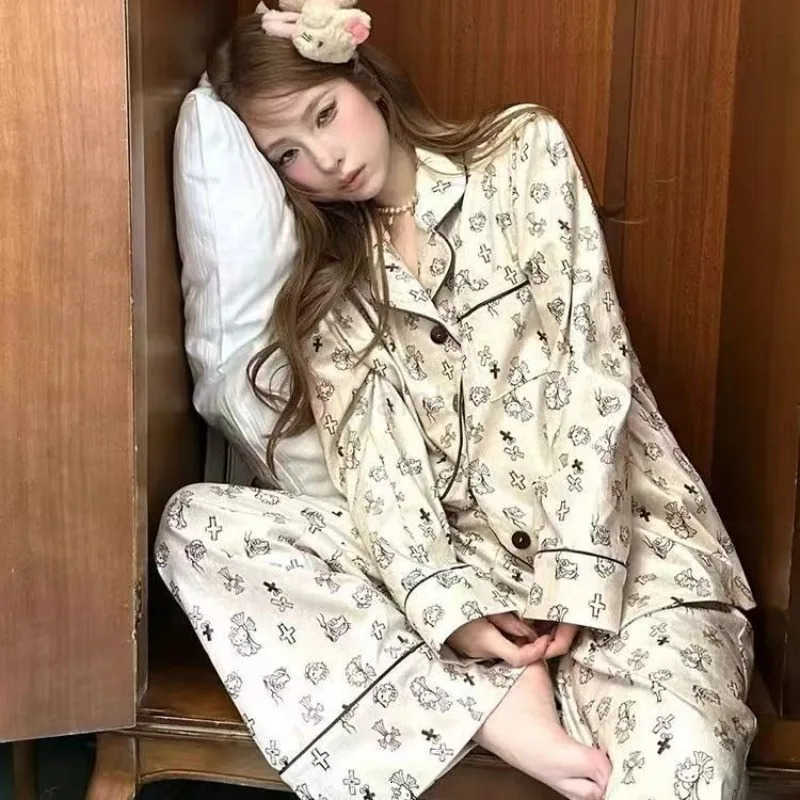 Sanrio Hello Kitty 2025 New Pajamas Womens Spring and Autumn Summer Longsleeved Ice Silk Cute Cartoon Pink Loose Can Be Worn Outside L250919