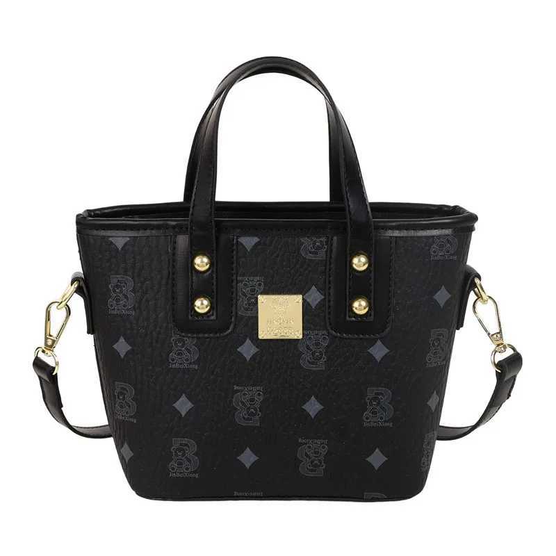Printed Handheld Bucket Bag 2025 New Stylish Versatile Womens Shoulder Bag Popular Retro Crossbody PurseXJ250918