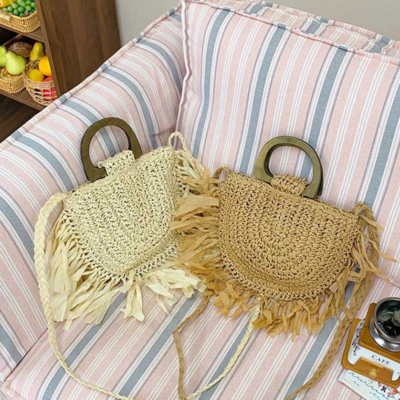 Bohemian Tassel Designer Rattan Straw Bag Large Capacity Casual Travel Shoulder Handbag for Women Summer Beach Bags 2025 Z250915