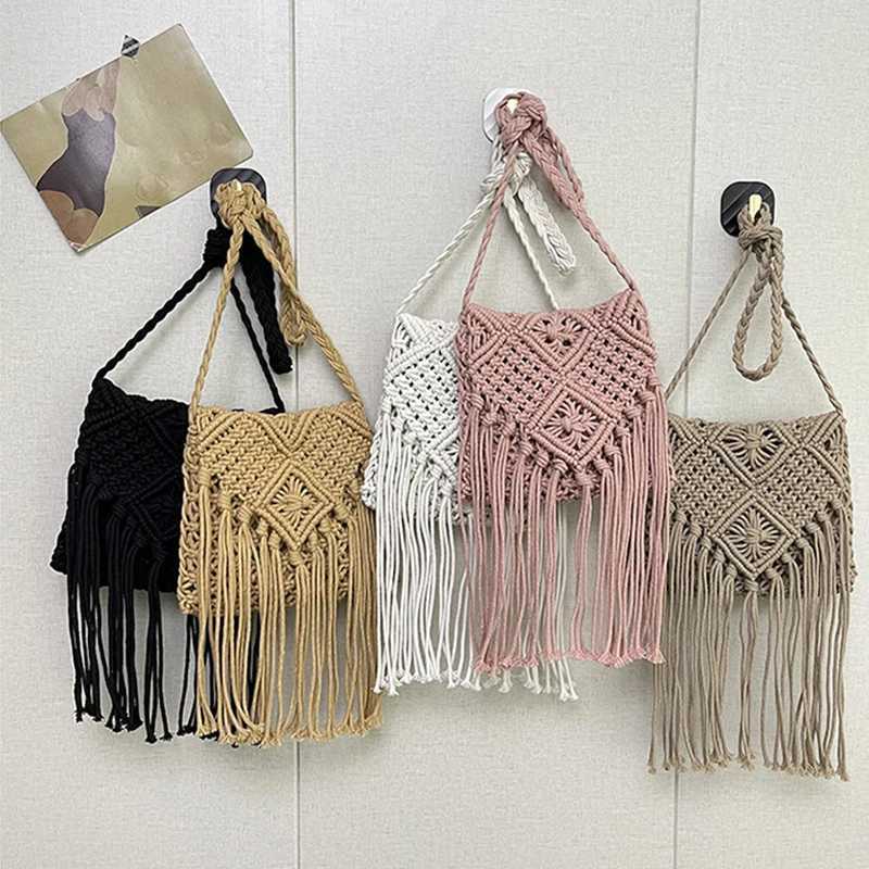 Women Straw Shoulder Bag with Tassel Handwoven Crossbody Bag Solid Color Weaving Beach Bag Ladies Summer Daily Bag Z250915