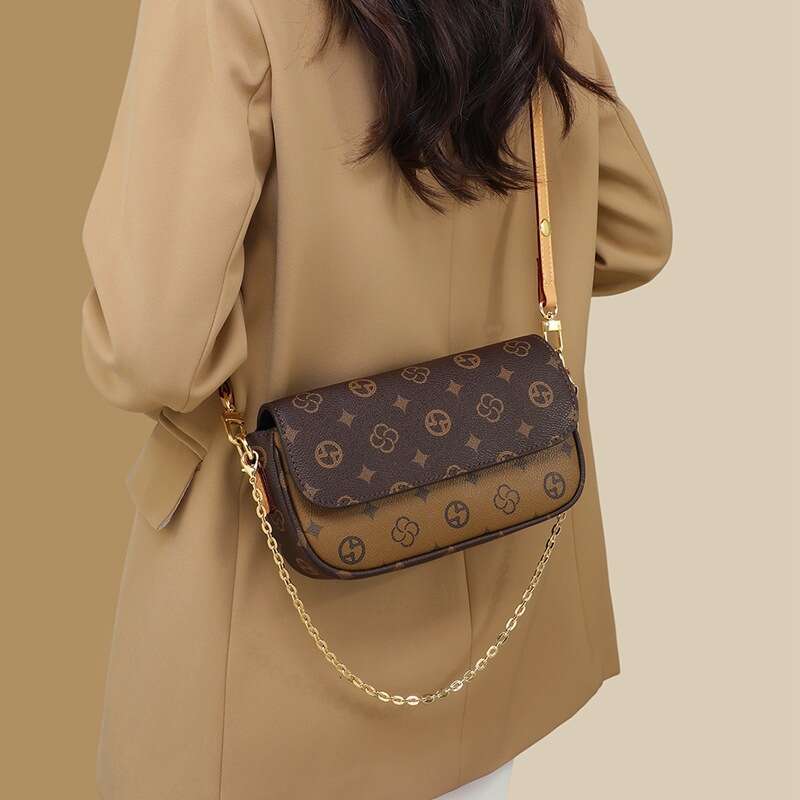 2025 New Women's Retro Square Bag - Chain Design, Niche High-end, Four-Season OOTD Crossbody Bag