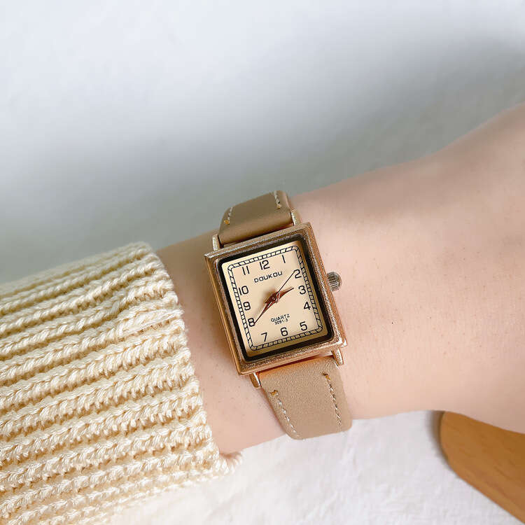 Square Watch for Women, Thin Strap, Compact and Simple, Elegant Student Versatile Designer Chic Small Dial, Ins Style, Mori Girl