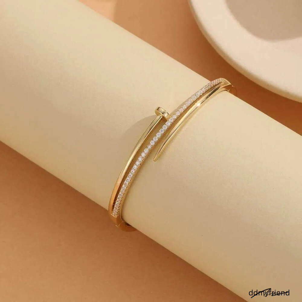 Bracelet Designer Jewelry For Women Creative Fashion With Extendable Clasp Copper Micro Inlaid Zirconia Stud Bracelets Holiday Vacation Gifts ddmyfrie