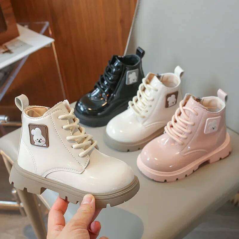 Kids Patent Leather Glossy Short Boots with Cute Rabbit 2024 Autumn New Toddler Girls Fashion Versatile Ankle Boot