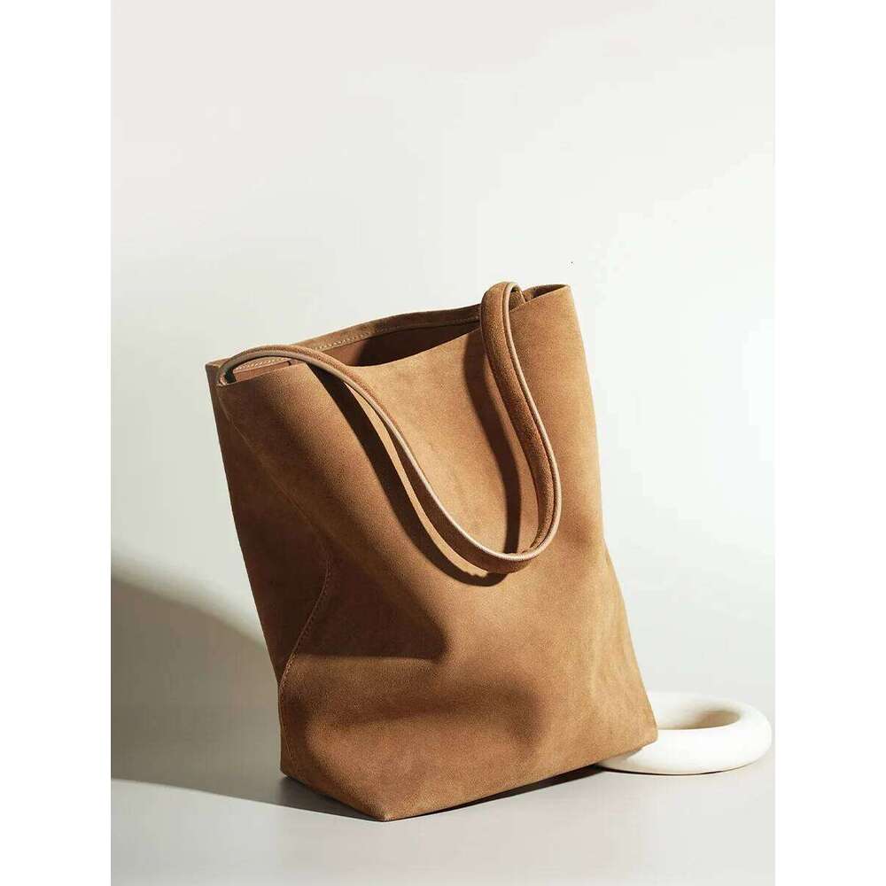 Designer Bag Luxury Bag 2025 New Women's Commuter Shoulder Large Capacity High-End Suede Nubuckle Cowhide Bucket Bag ...
