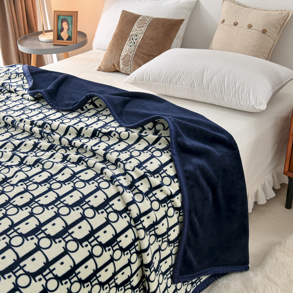 Double-Layer Luxury Flannel Blanket - Thickened Composite Fabric for Ultimate Comfort