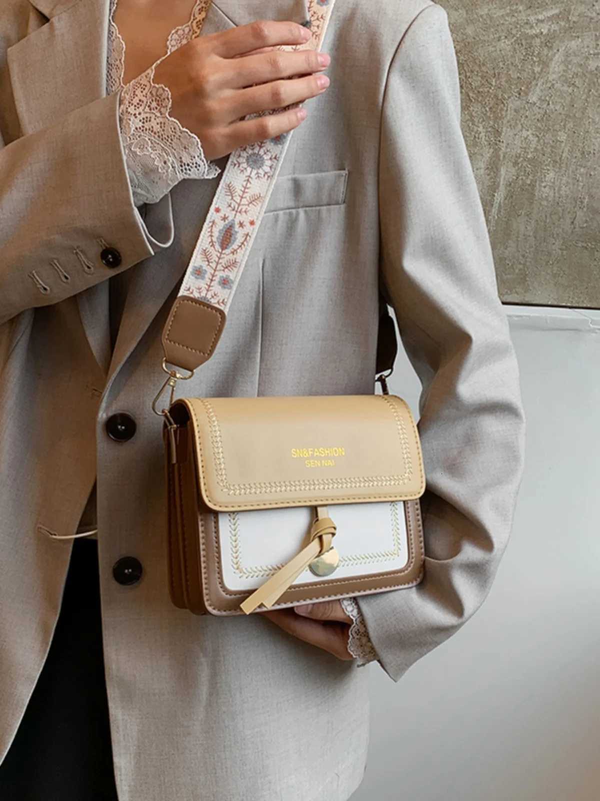 Trendy Korean Wide Strap Color Blo Womens Bag 2024 New Sle Simple Casual oulder Crossbody Bag PU Leather Square apeXJ250918