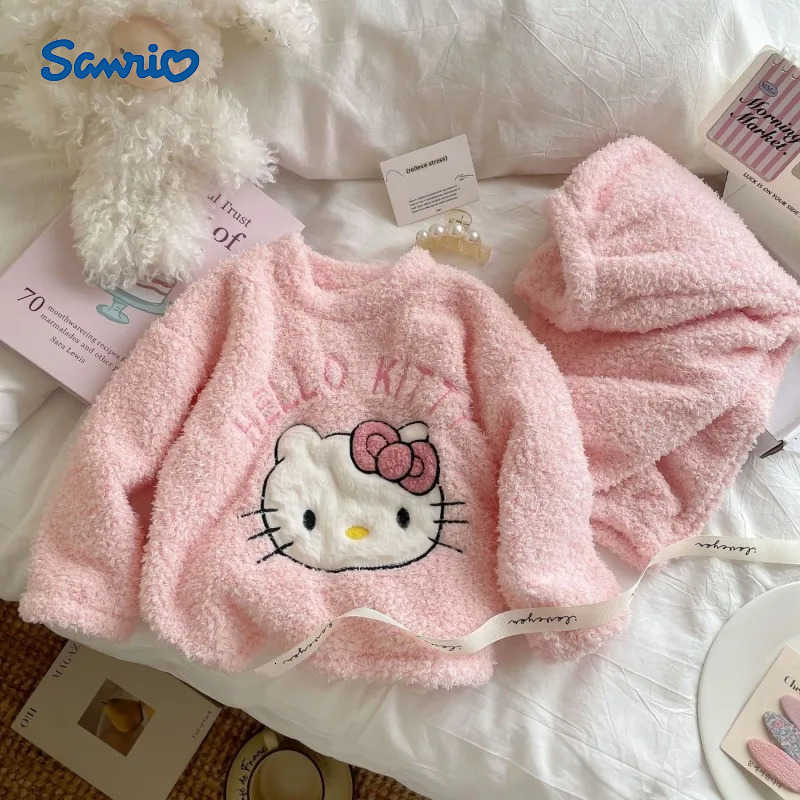 Sanrio Kawaii Hello Kitty Children Cute Fleece Pajamas Student Princess Hoodie Comfortable Warm Pants Christmas Gifts for Girls L250919