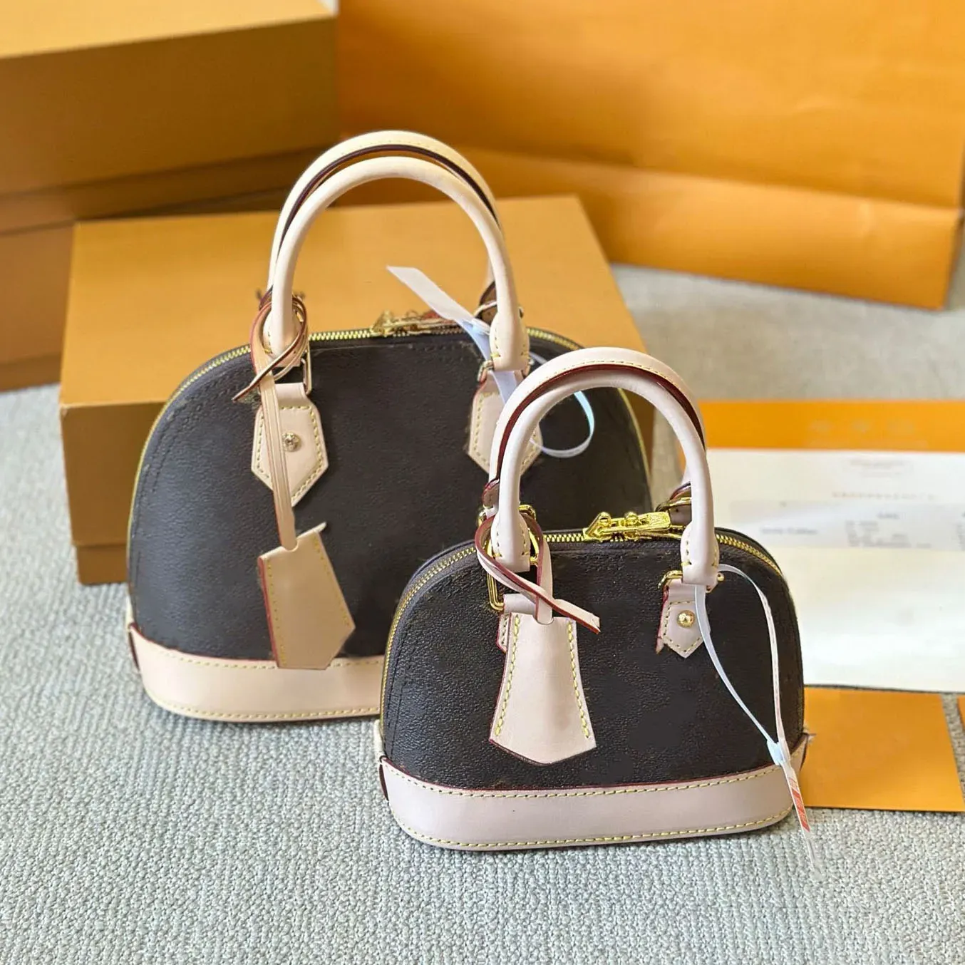 Designer bag tote Fashion Shoulder Bags Chain Messenger Bag Leather Handbags Shell bag Ladies Cosmetic Crossbodys bags