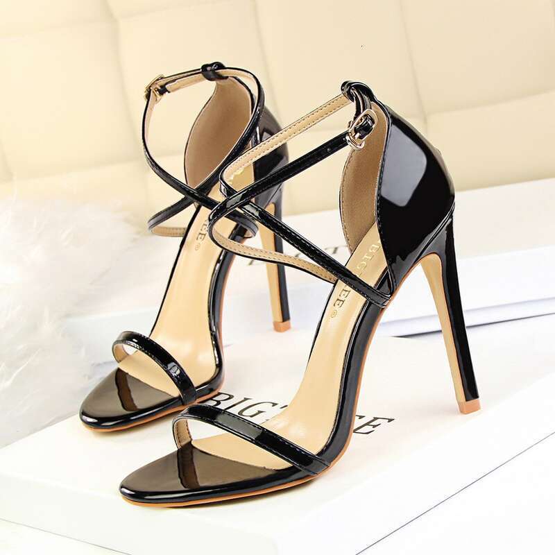 126-8 Fashion Sexy Nightclub Summer Slim Super High Heels Hollow Cross Strap Sandals